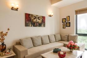 Hostie Evanya - luxury 2BR apt near Golf Course Road