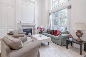 Luxurious 6-bedrooms house in Richmond