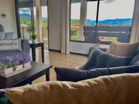 Casa Los Madriz Suite #1