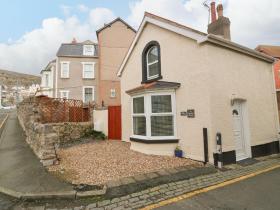 Ty Cornel Bach, Llandudno