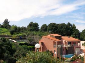 nôa Joli F3 Avec Terrasses Et Vue Mer