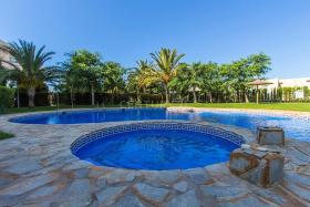 Residential Aquamarina