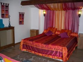 Room in Guest room - Guest Room in the heart of the vineyard