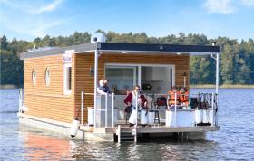 Awesome ship-boat in Rheinsberg Hafendorf with 2 Bedrooms