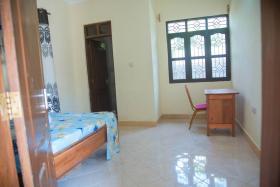 Near-tanga-beach-house