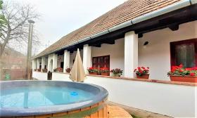 Padláskincsek Muskátlis Vendégház