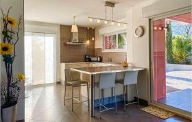 Amazing home in Creissan with 4 Bedrooms, WiFi and Heated swimming pool