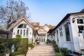 The Vintage Hotel KhaoYai