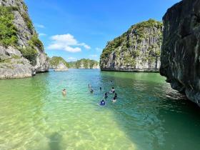 Hoàng Phúc Hotel 2 Travel - Cruise