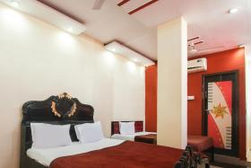 SPOT ON Ay Hotel Near Charminar