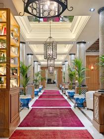 Boutique Hotel H10 Villa de la Reina