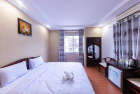 Hướng Dương hotel