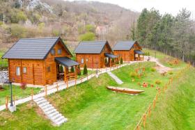 FOREST&LAKE COTTAGES