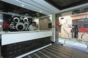 OYO Flagship 80816 Hotel Aastha Palace