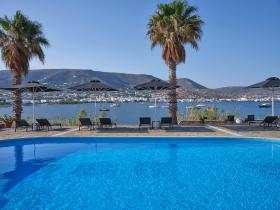 Parian Village Beach Hotel - Adults Only