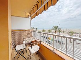 Global Properties, Apartamento en primera linea de playa, Puerto de Sagunto