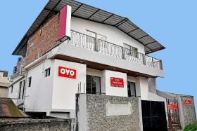 Super OYO Flagship 88347 Classic Guest House