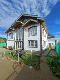 The Gulmarg Gateway Resort