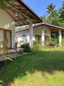 Emel’s Retreat En-suite Cabana