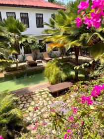 Olma Colonial Suites