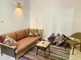 Pastoral 1 bedroom Chalet w/AC + Wi-Fi &P-Bathroom