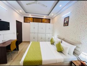 Essendi Hospitalities Llp