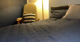 Contractors Grove 2 Bed House Town Centre Location