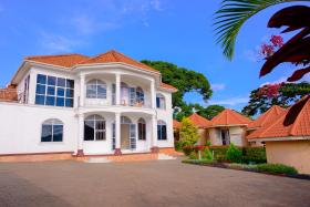 Croylandz Cottages Bwebajja