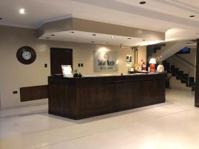 Hotel Portal del Norte