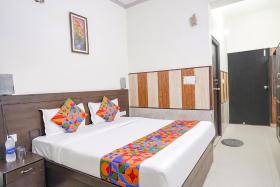 Hotel Prashant Palace