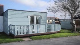 10A Medmerry Park 2 Bedroom Chalet