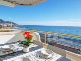 Ocean Skyline Penthouse by Hello Homes Sitges