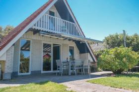 Merle 6 pers Modern holiday home with private fenced garden