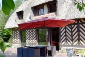 Maison de 3 chambres avec jardin amenage et wifi a Bonneville la Louvet