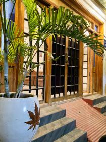 La Township Residency