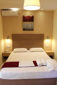 Philoxenia Hotel & Studios