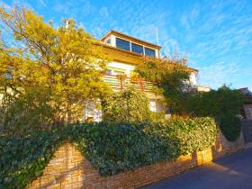 Apartments Radmila 977