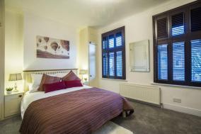 Fulham Fancy - Cosy 4 Bedroom Home with Garden near Hammersmith and Fulham by the River !