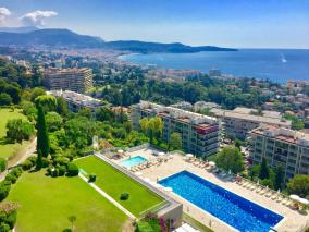 Appartement 2 pieces vue mer a Nice Fabron les Constellations Piscine 10mn promenade des Anglais