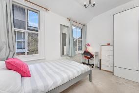 Groves 4 bedroom, Shepherds Bush
