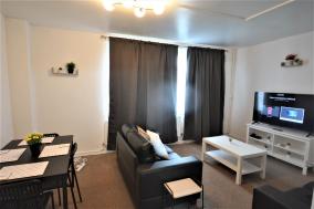 Beautiful Two Bedroom Flat in Brixton London
