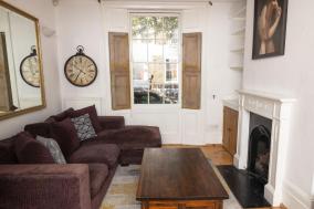 The Angel Place Hideaway - Fair 4BDR House with Terrace