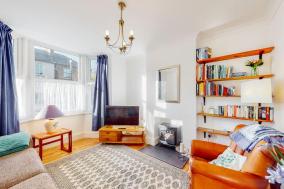 Stunning one bedroom apartment in Honor Oak