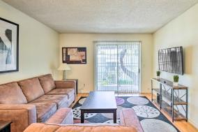 Las Vegas Condo Explore The Strip and Downtown