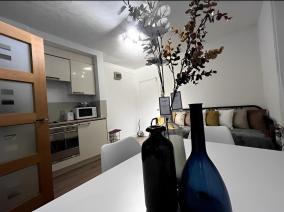 Nice 1 bed flat London/Chiswick for 4 people