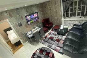 OLD Seymour - Marble Arch, Mayfair Apartments hosted by Maysa London
