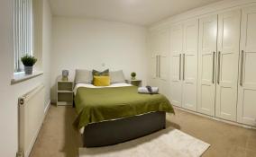 Mapesbury Dell Apartment