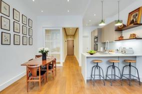 BR8 - Stunning 2 bed apartment heart of Borough