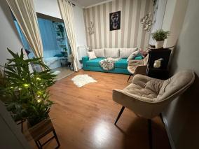 Ultracentral Studio Cherry Piata Amzei