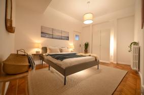 Modern Calea Victoriei 1BR Apt: Explore Bucharest